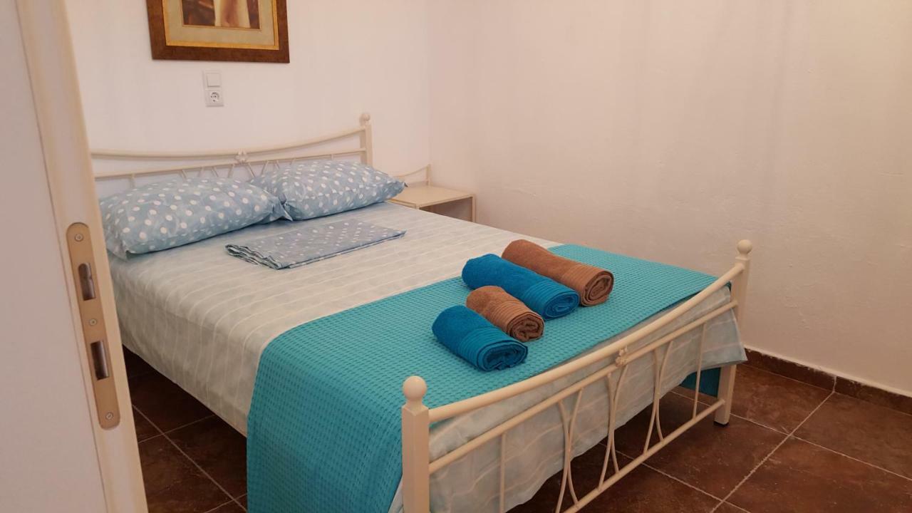 Maria Apartments Неа-Карвали Экстерьер фото