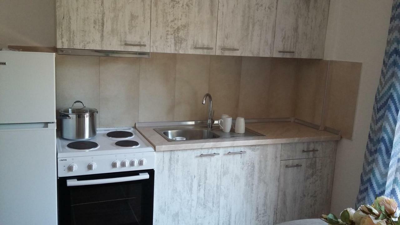 Maria Apartments Неа-Карвали Экстерьер фото