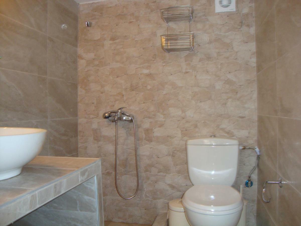 Maria Apartments Неа-Карвали Экстерьер фото